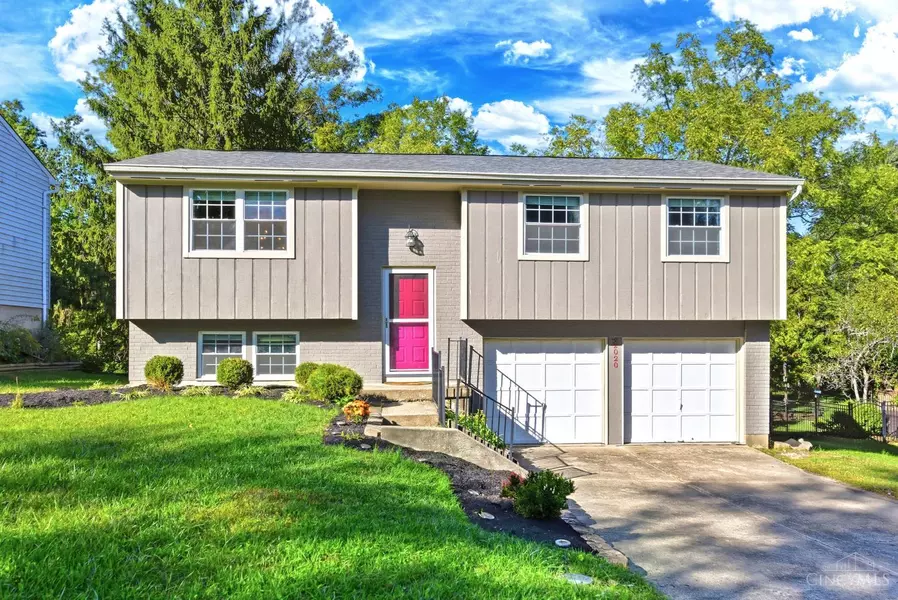 2020 Knightsbridge Dr, Anderson Twp, OH 45244