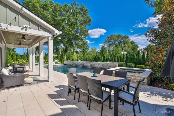 Wyoming, OH 45215,216 Hilltop Ln