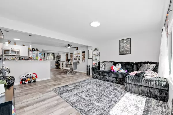 Loveland, OH 45140,1008 W Main St