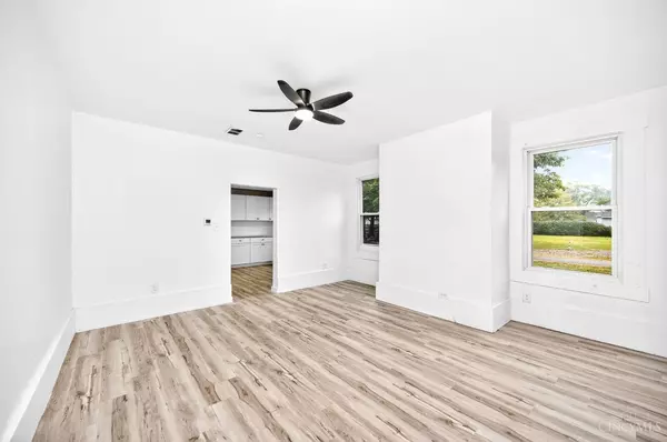 Blanchester, OH 45107,502 Railroad St