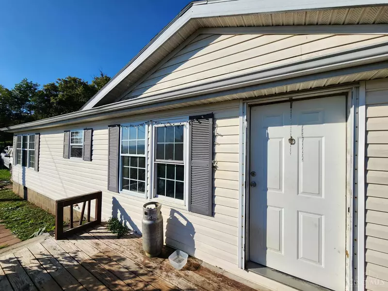 9825 State Road 56, Aurora, IN 47001