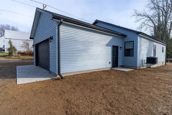 Hillsboro, OH 45133,222 John St