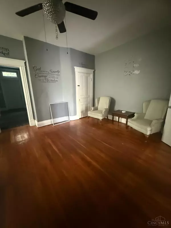 Cincinnati, OH 45225,3069 Moosewood Ave