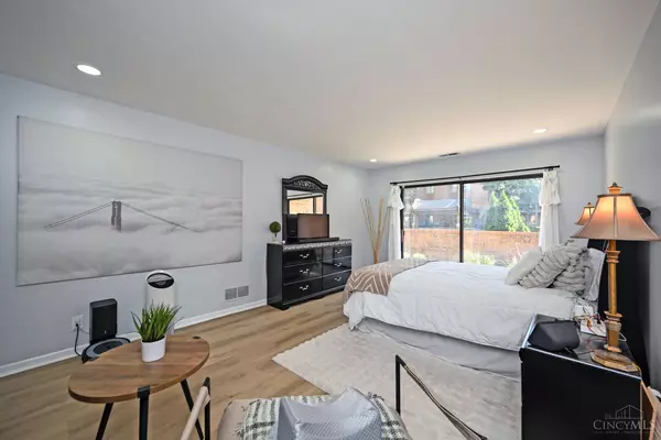 Cincinnati, OH 45237,3542 Amberacres Dr #101N