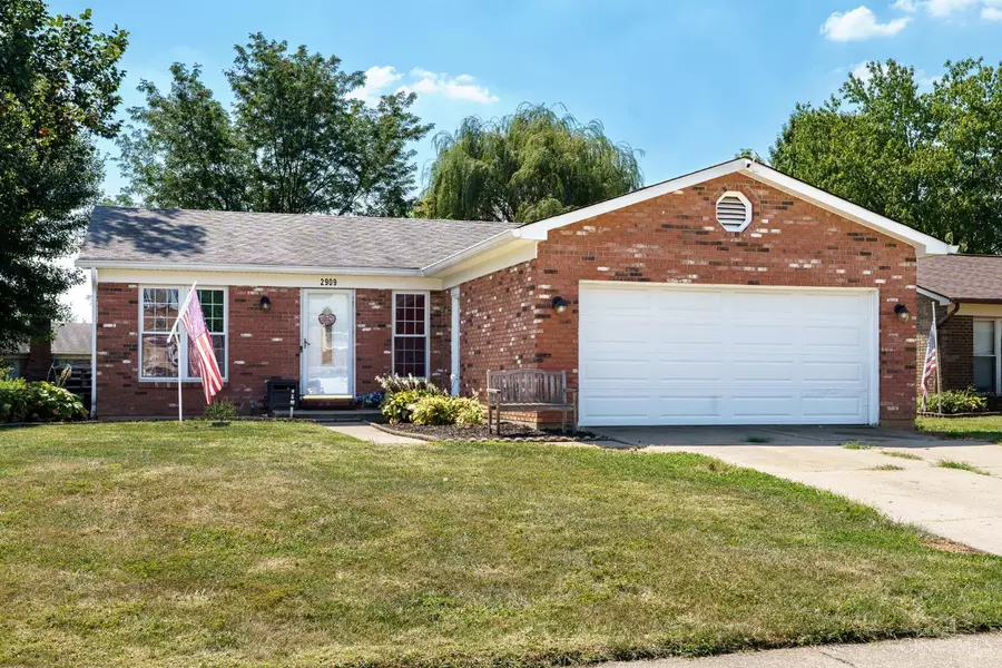 2909 Regal Ln, Colerain Twp, OH 45251