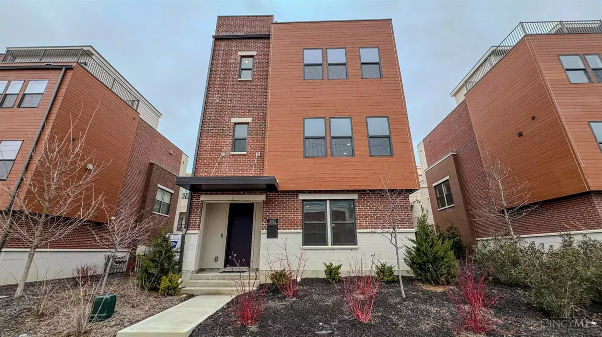 Cincinnati, OH 45209,3912 Edwards Rd