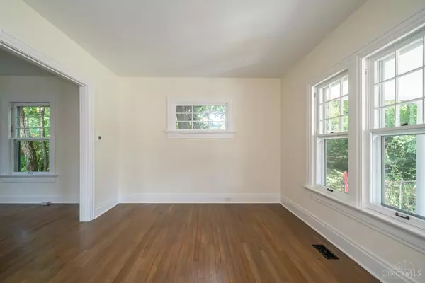 Dayton, OH 45406,2537 Ravenwood Ave