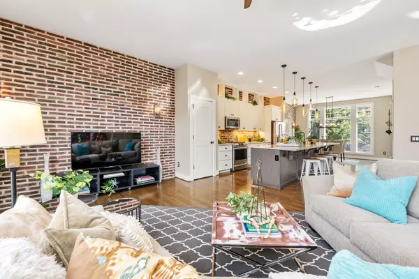 Cincinnati, OH 45206,2740 Cleinview Ave