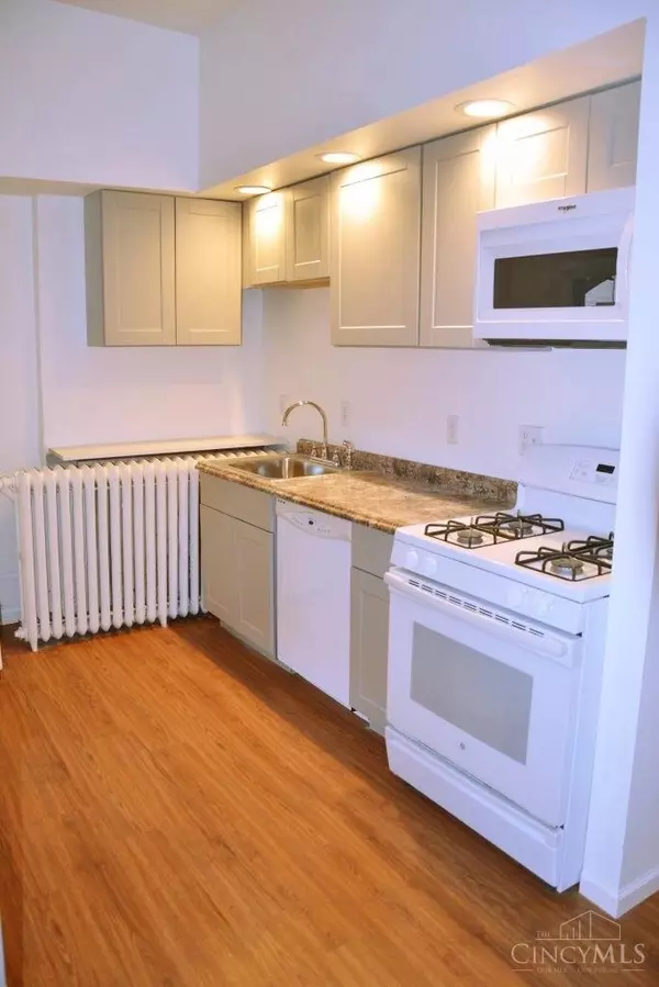 Cincinnati, OH 45219,305 Warner St