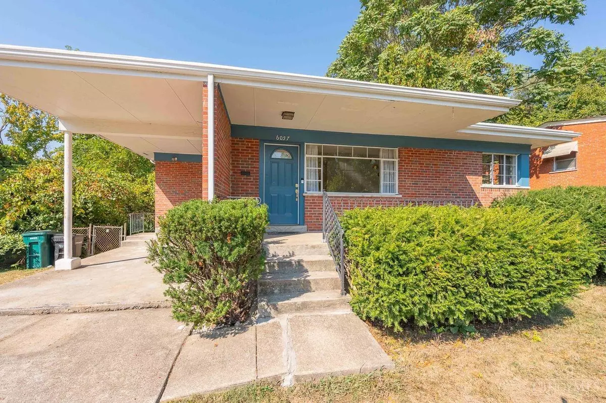 Cincinnati, OH 45224,6057 Capri Dr