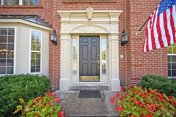 Mariemont, OH 45227,4008 Miami Rd