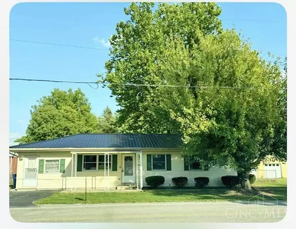 12228 New Lexington Ave, Highland, OH 45132