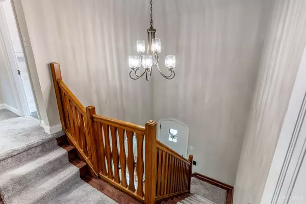 Cincinnati, OH 45229,1104 Sunnyslope Dr