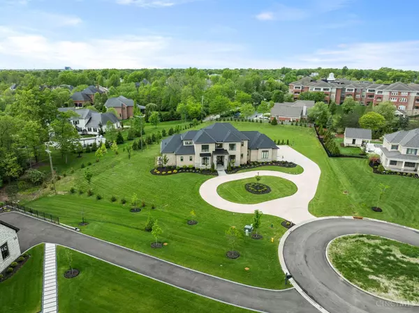 Indian Hill, OH 45242,15 Old Orchard Ln