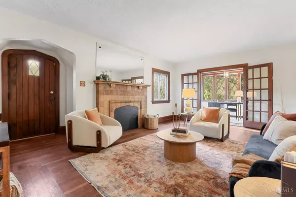 Cincinnati, OH 45229,4049 Victory Pkwy