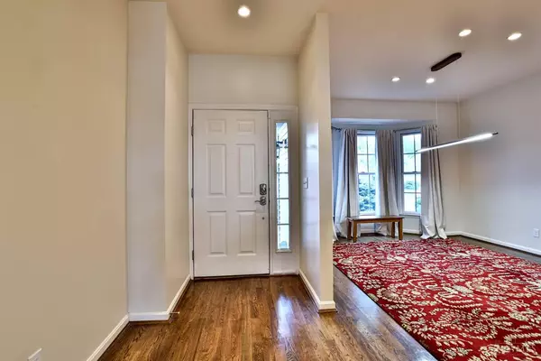 Wyoming, OH 45215,1708 Harmon Dr