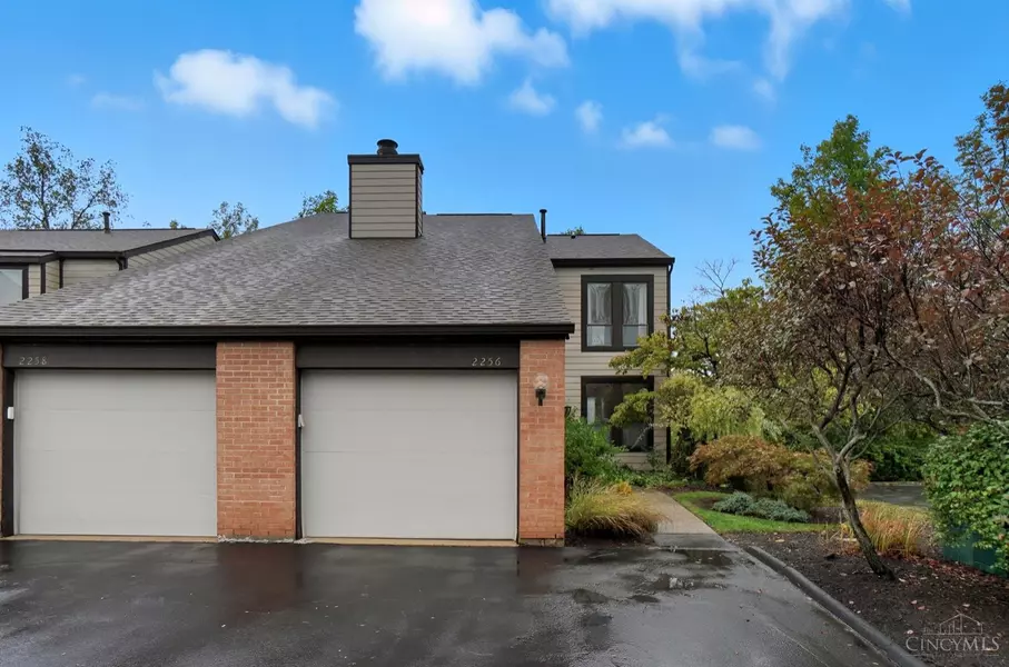 2256 Clough Ridge Dr, Anderson Twp, OH 45230