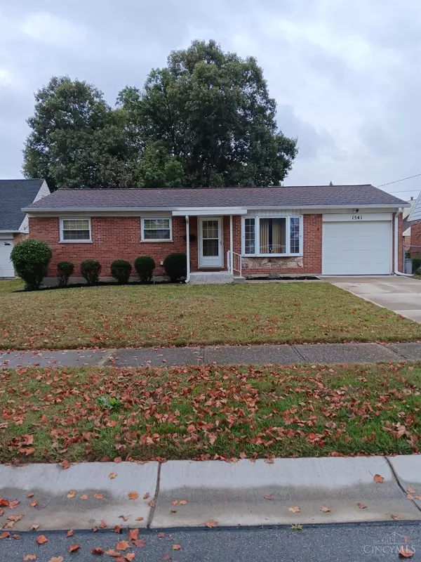 1541 Fawnvista Ln, Sharonville, OH 45246