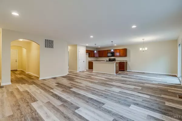 Hamilton, OH 45013,1038 Golden Oak