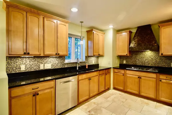 Cincinnati, OH 45226,3255 Linwood Ave