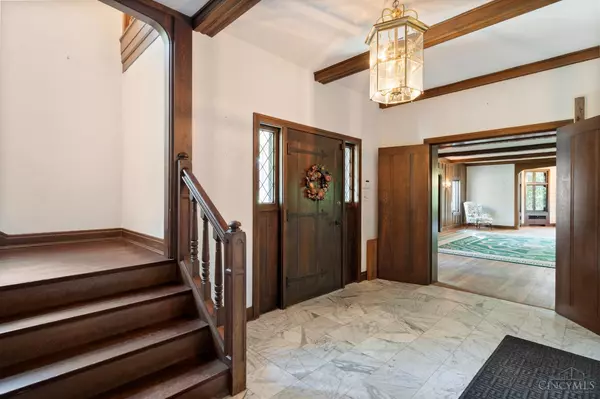 Montgomery, OH 45242,10451 Grand Oaks Ln