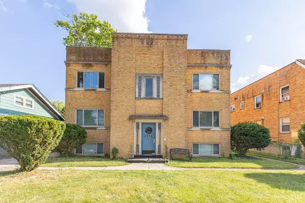 6914 Montgomery Rd, Cincinnati, OH 45236