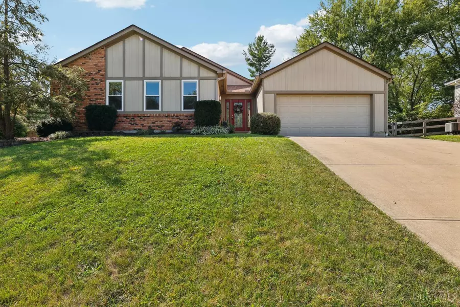2067 Knightsbridge Dr, Anderson Twp, OH 45244
