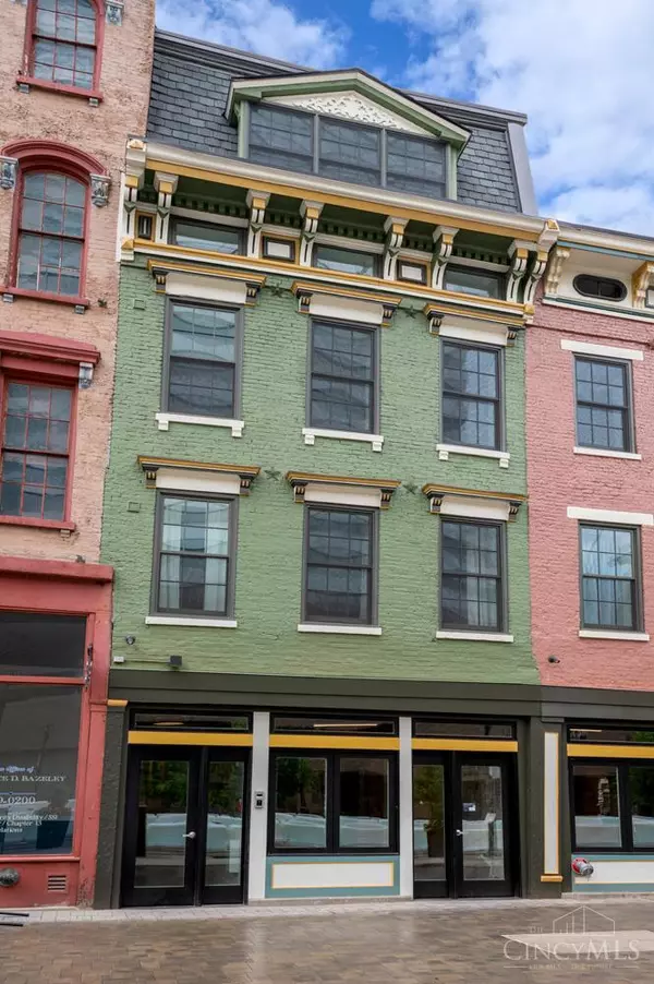 Cincinnati, OH 45202,11 E Court St #201