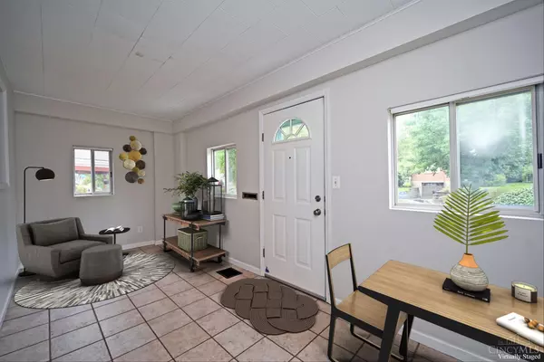 Cincinnati, OH 45213,6434 Welton St