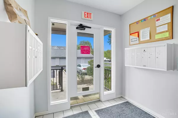 Anderson Twp, OH 45230,7392 Ridgepoint Dr #9