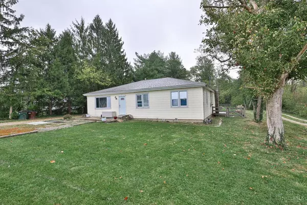6170 Newtonsville Rd, Wayne Twp, OH 45122