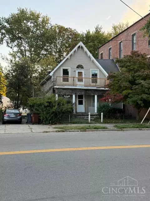 College Corner, OH 45003,4 Main St