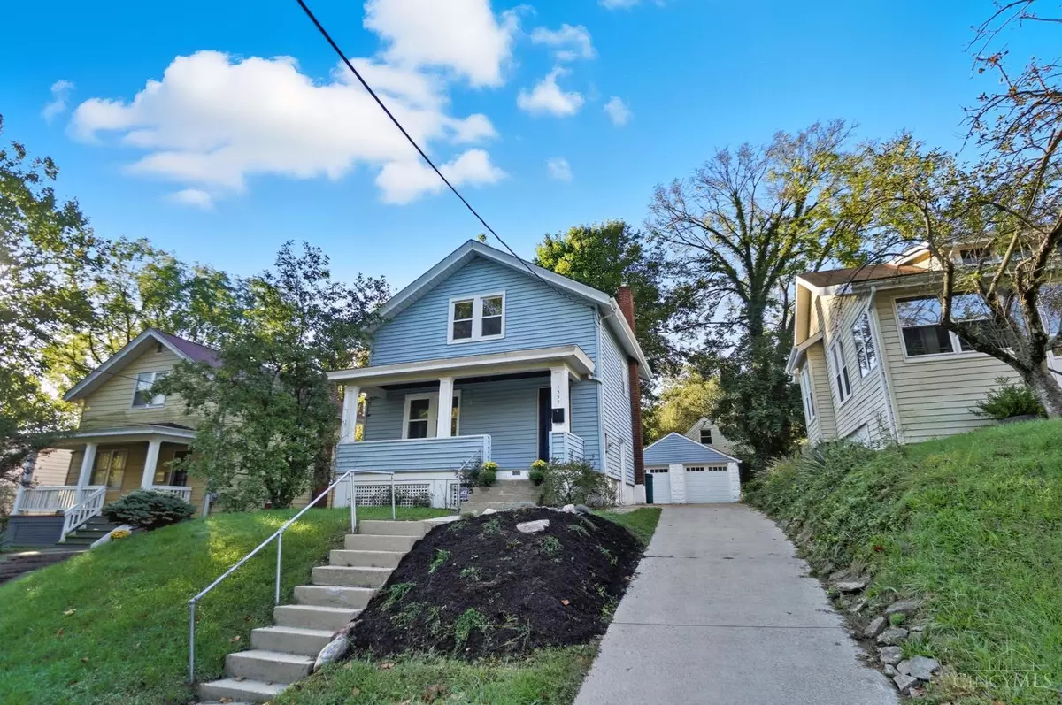 Cincinnati, OH 45223,1557 Spring Lawn Ave