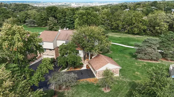 Blue Ash, OH 45241,86 Carpenters Ridge