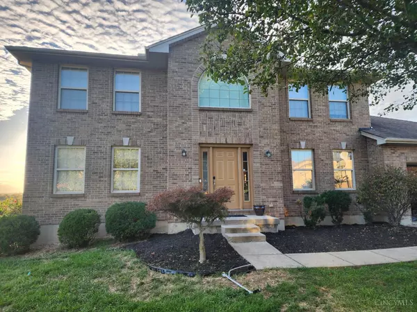 1399 Treaty Ct, Hamilton, OH 45013