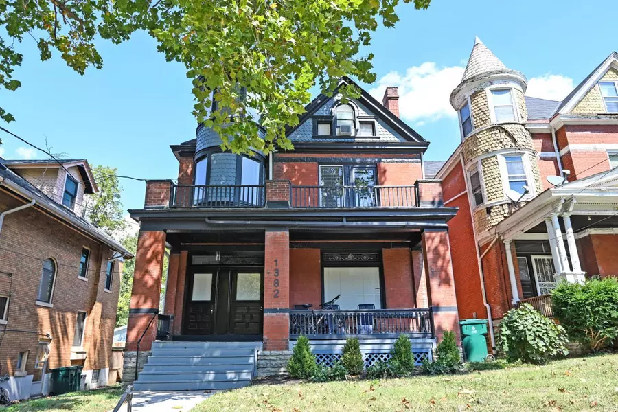 1382 Burdette Ave, Cincinnati, OH 45206