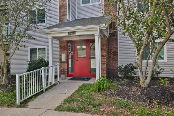 Loveland, OH 45140,220 Carrington Pl #312