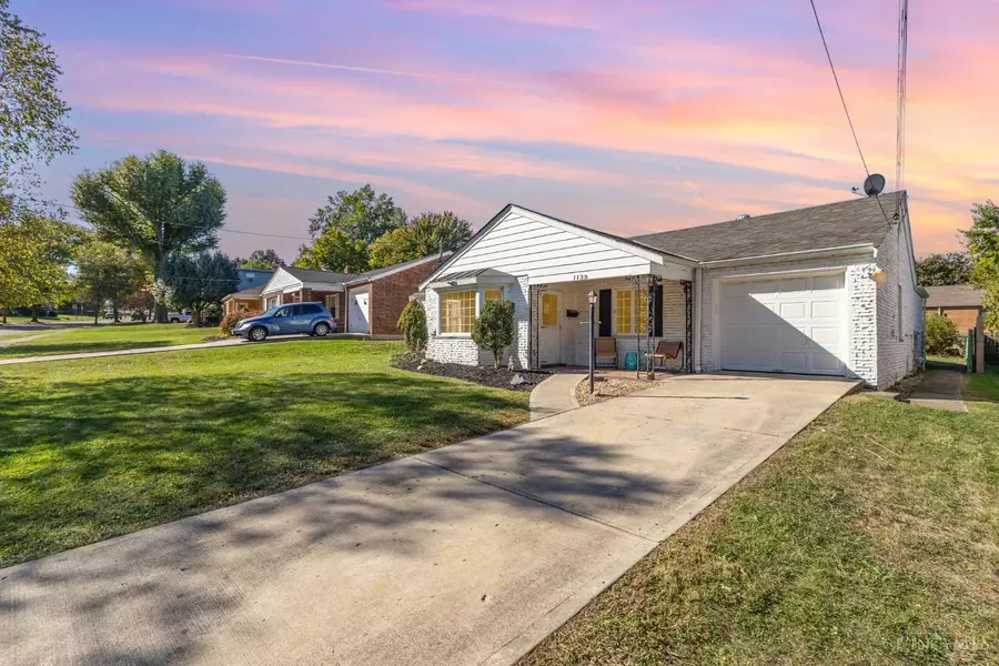 1139 Glenna Dr, Cincinnati, OH 45238