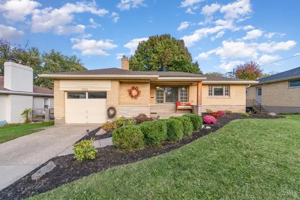 5606 Sprucewood Dr, Green Twp, OH 45239