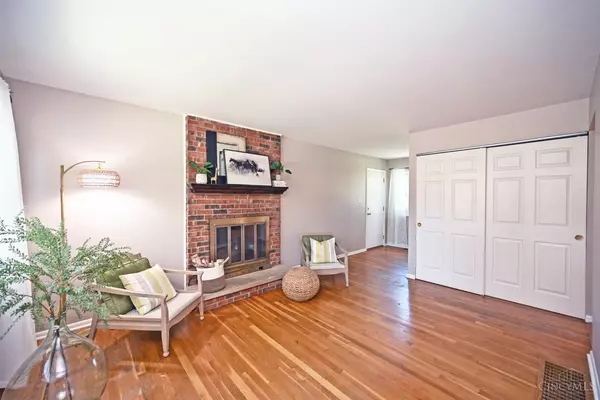 Cincinnati, OH 45255,1596 Pinebluff Ln