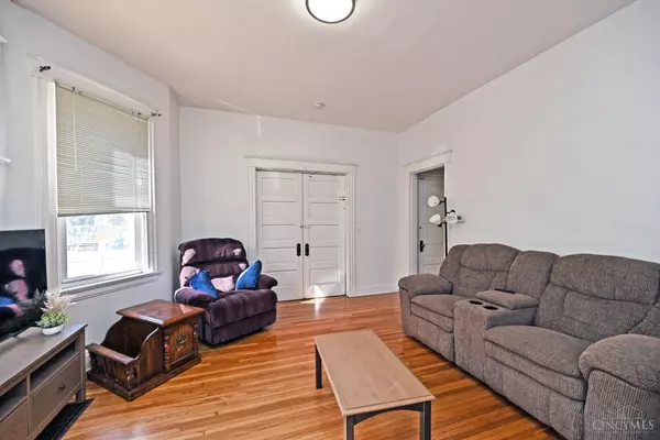 Cincinnati, OH 45219,2424 Fairview Ave