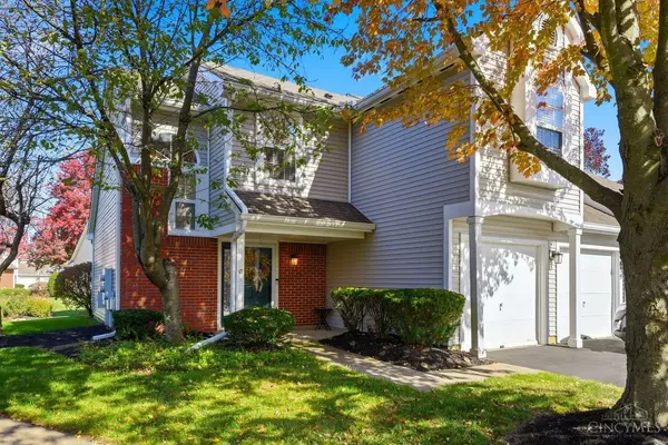 6839 Cedar Cove Dr, Centerville, OH 45459