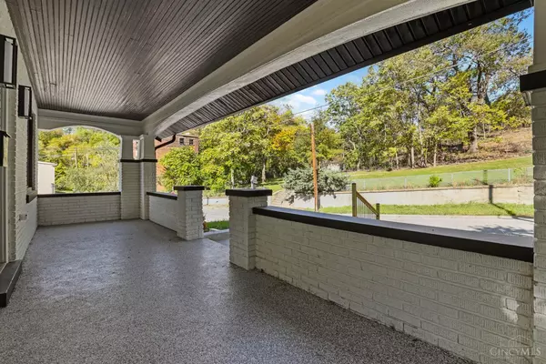 Cincinnati, OH 45219,17 Thill St