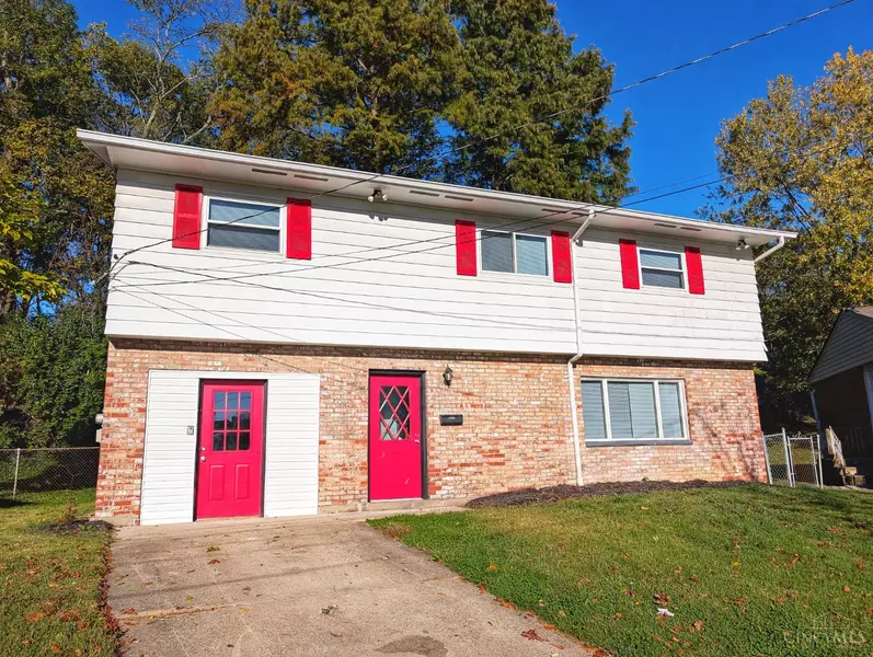 3427 Bighorn Ct, Cincinnati, OH 45211