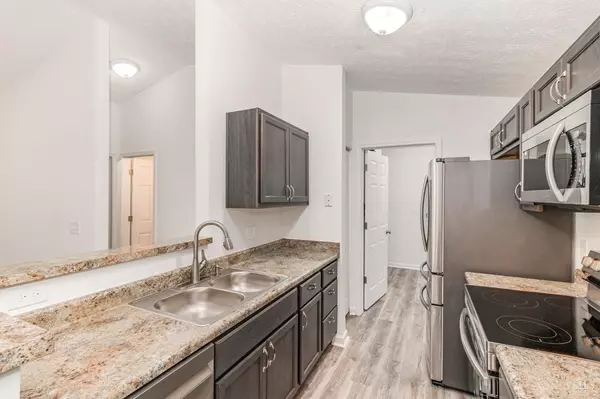 Loveland, OH 45140,210 Carrington Pl #311