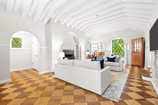 Cincinnati, OH 45208,3613 Victoria Ln