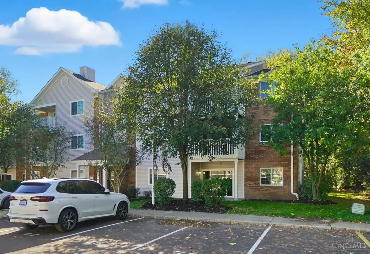 Loveland, OH 45140,220 Carrington Ln #311