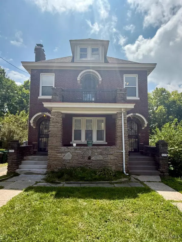 4263 W 8th St, Cincinnati, OH 45205