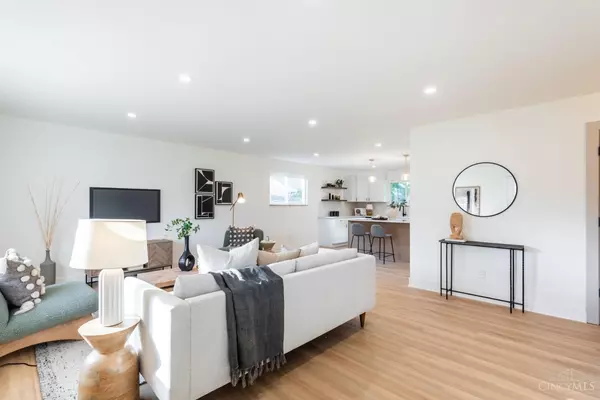 Springfield Twp., OH 45240,954 Hollytree Dr