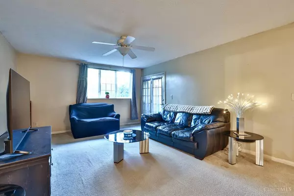 Colerain Twp, OH 45252,9940 Regatta Dr #104